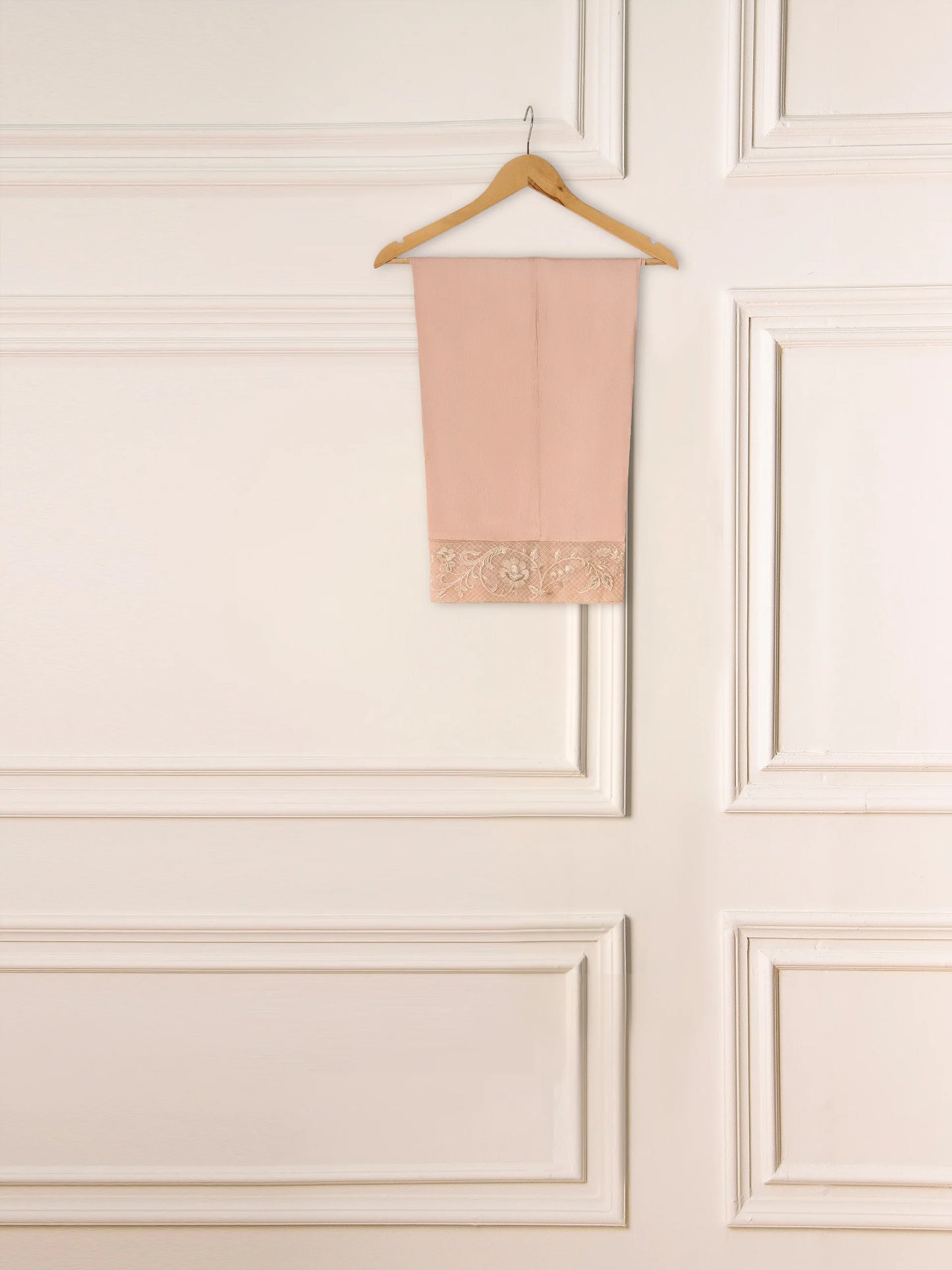 AGHANOOR 3 Piece - Pure Organza Embroidered Suit