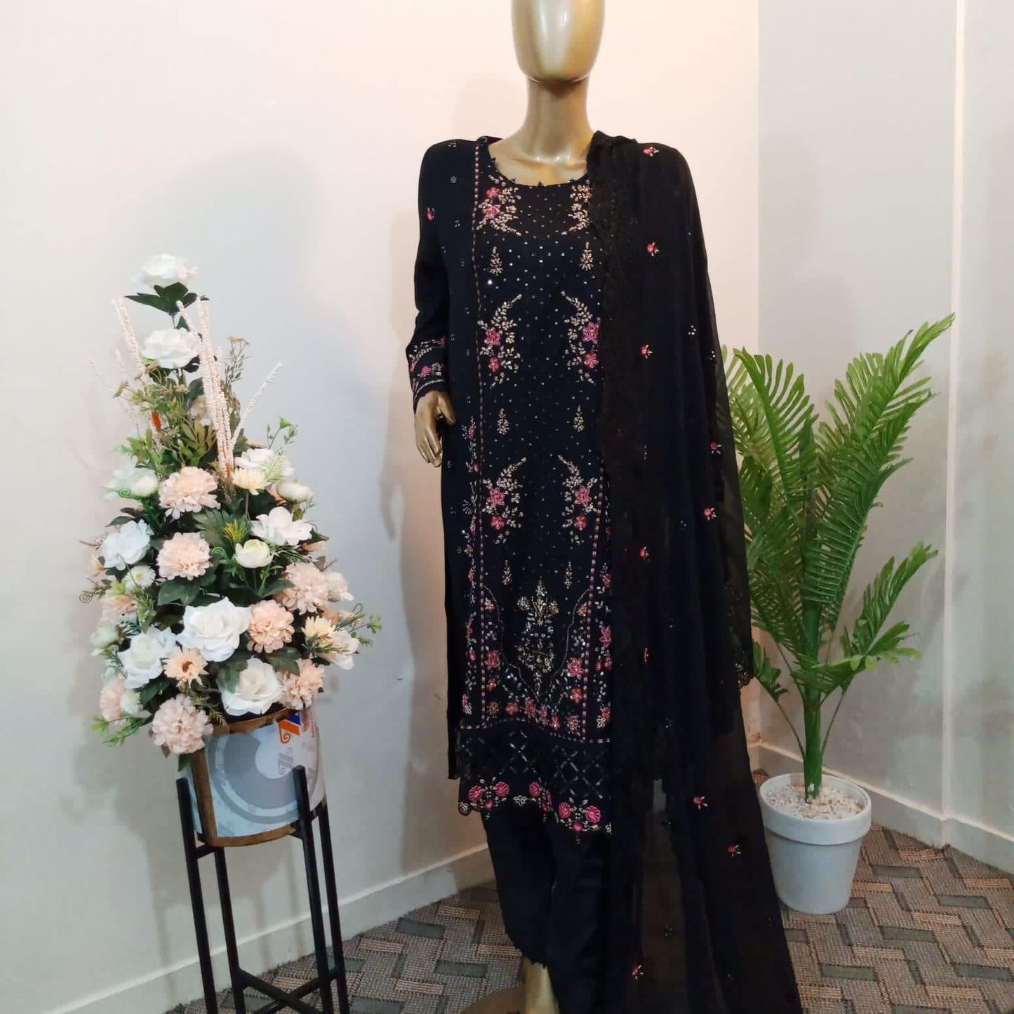 Sada-E-Noor Embroidered Chiffon 3 Piece