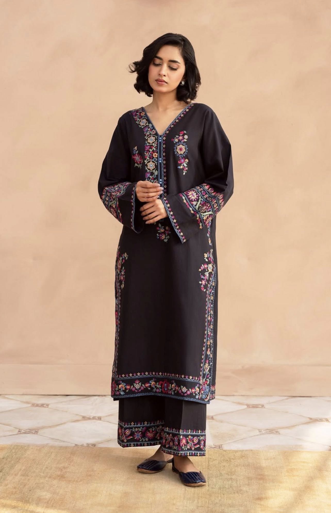 AGHANOOR 2 PIECE EMBROIDERED KHADDAR SHIRT & PANT