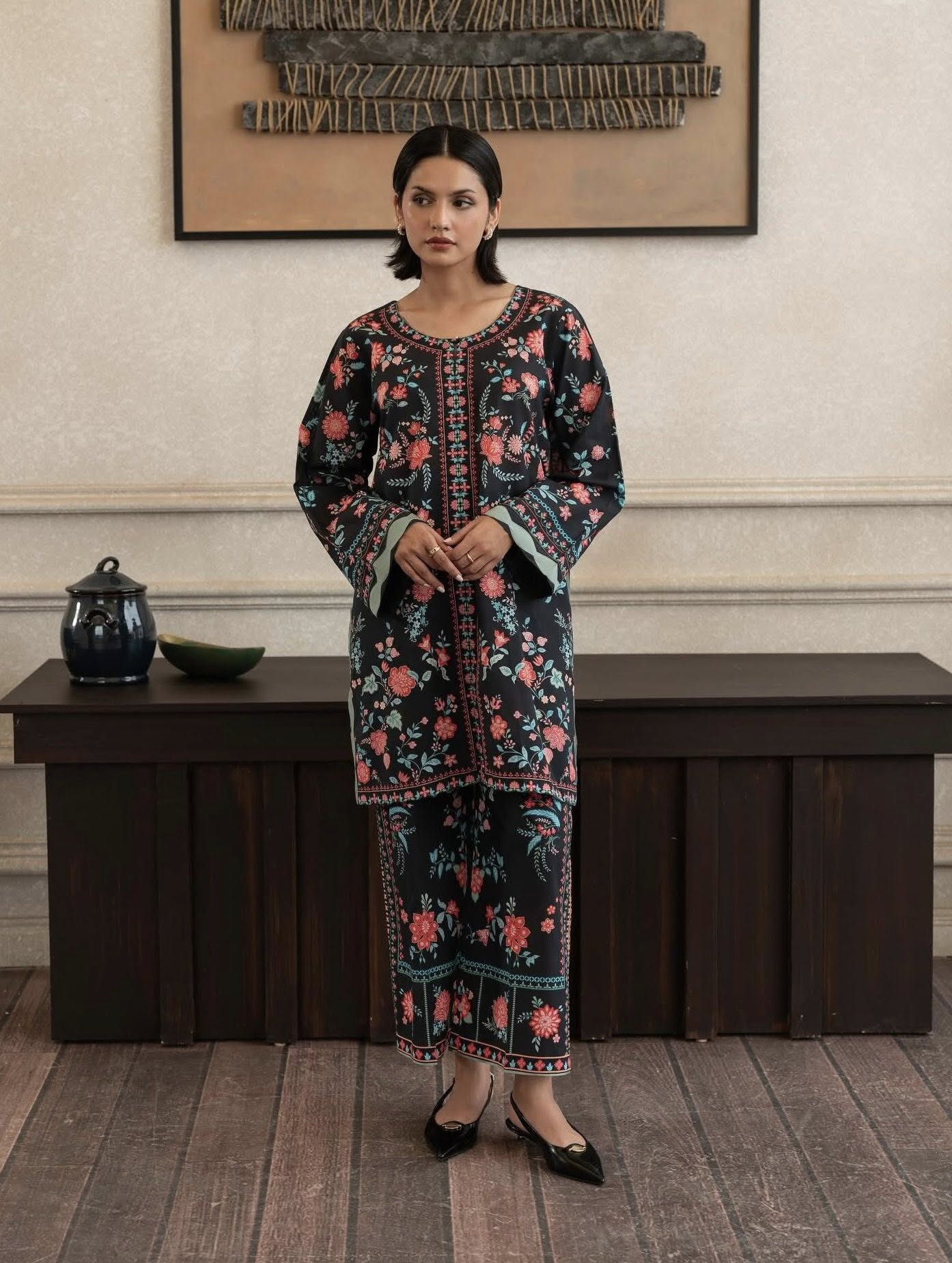 AGHANOOR LAWN SHIRT & PANT