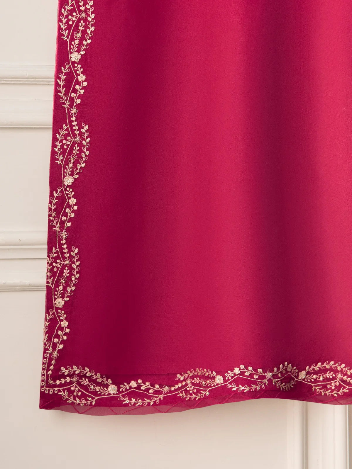 AGHANOOR 3 Piece - Pure Organza Embroidered Suit