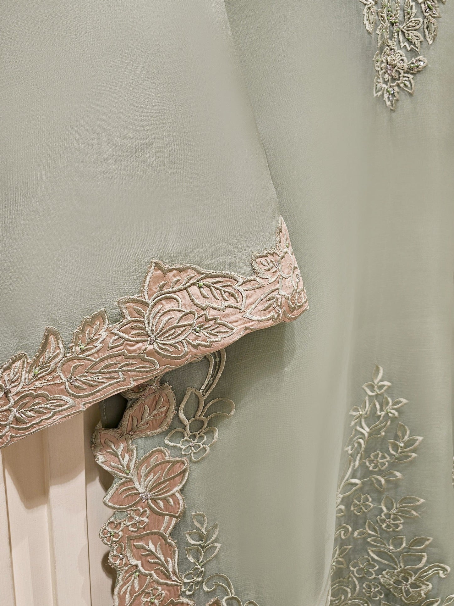 AGHANOOR 3 Piece - Pure Organza Embroidered Suit