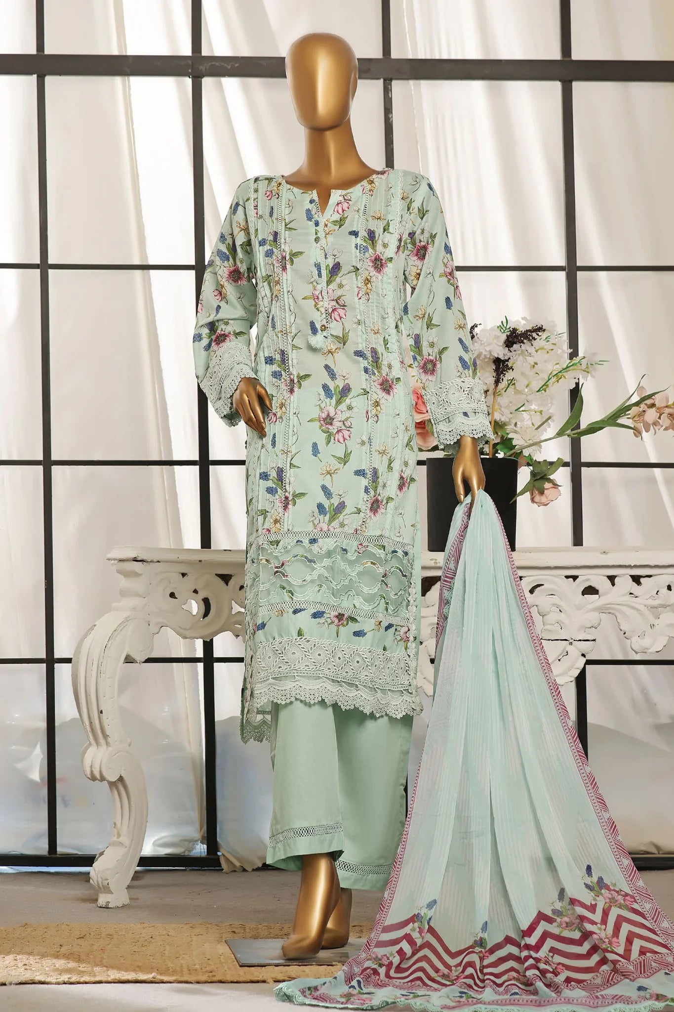 Sadabahar Rania Embroidered Luxury Lawn 3 Piece Suit
