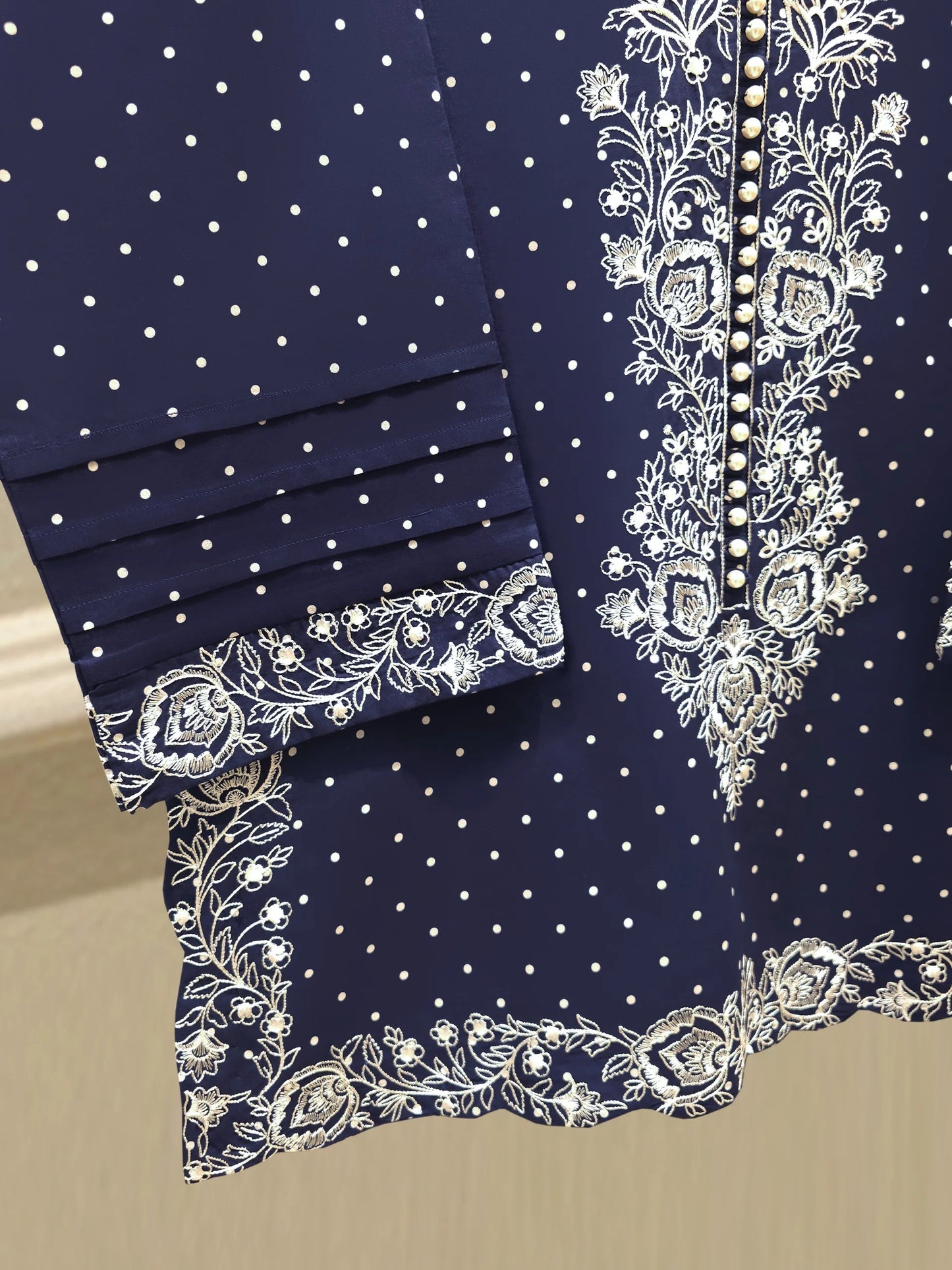 AGHANOOR EMBROIDERED LAWN SHIRT & PANT