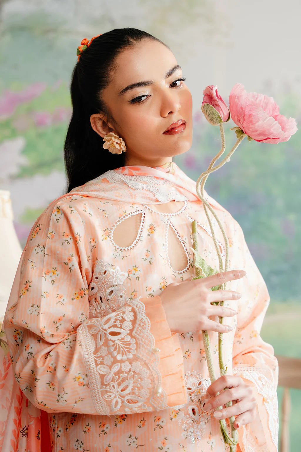 The Floral Charm- Buttercup by Afrozeh