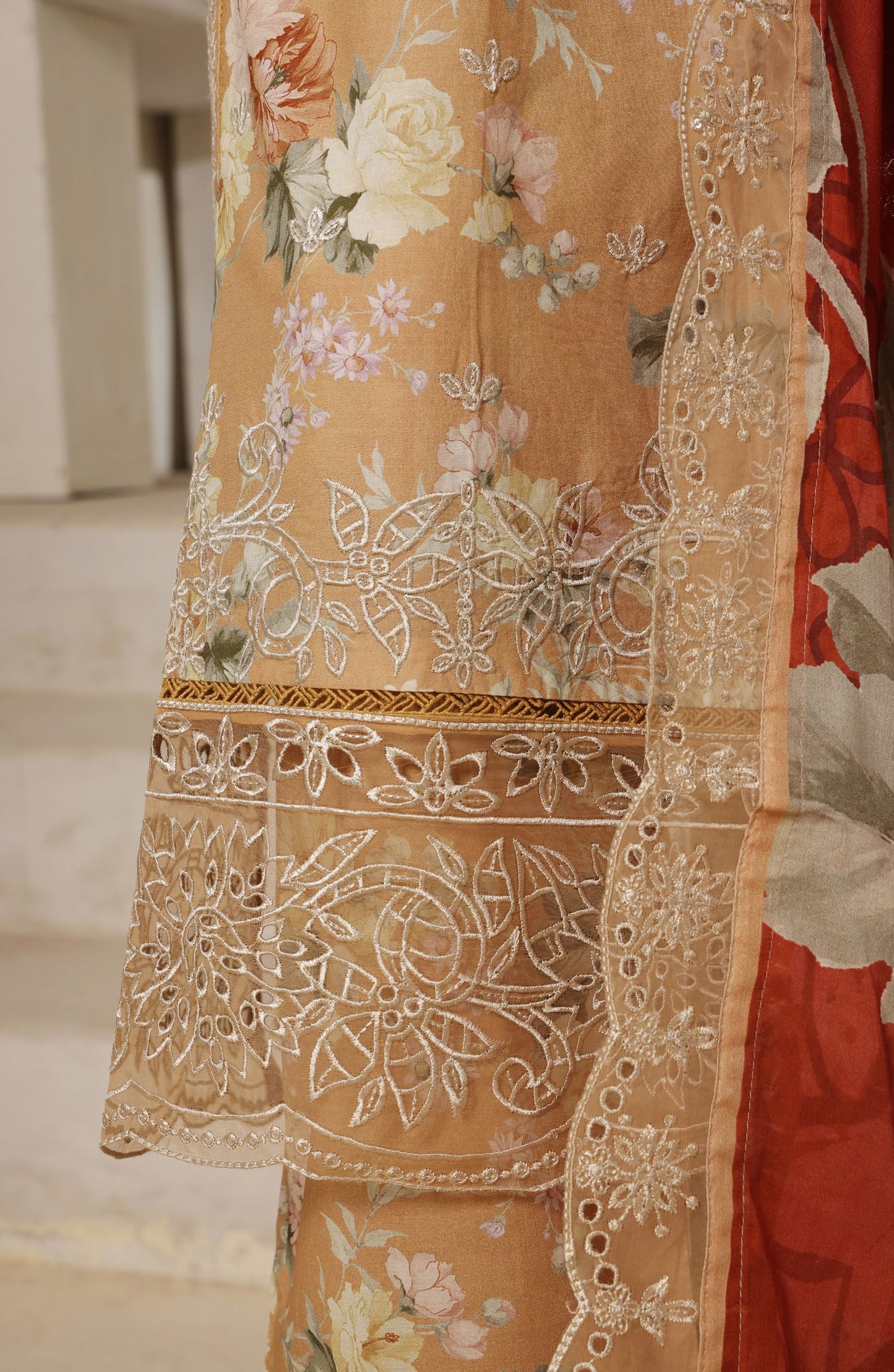 Signature by Sadabahar Festive Embroidered Lawn 3 Piece