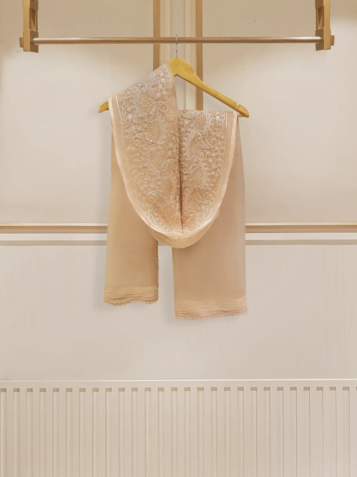 AGHANOOR 3 PIECE PURE ORGANZA EMBROIDERED SHIRT WITH DUPATTA