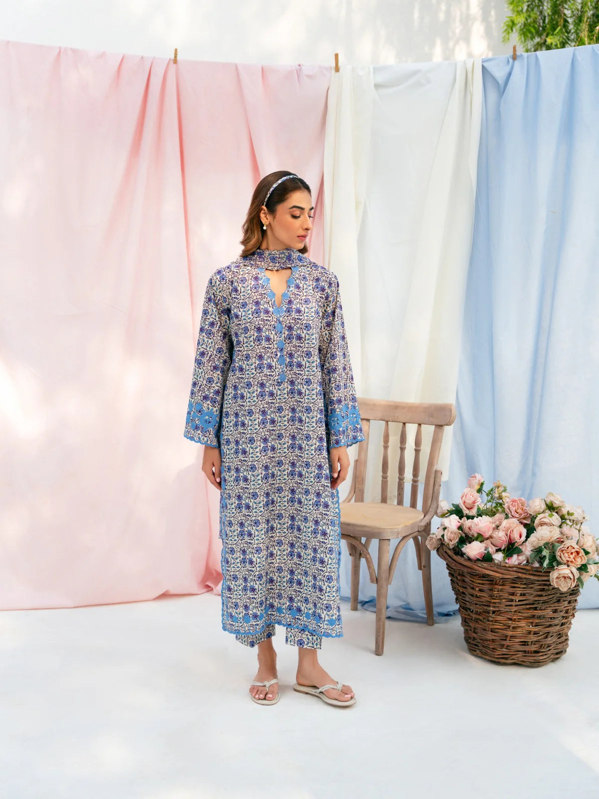 AGHANOOR PREMIUM DIGITAL LAWN SHIRT WITH CHIFFON DUPATTA