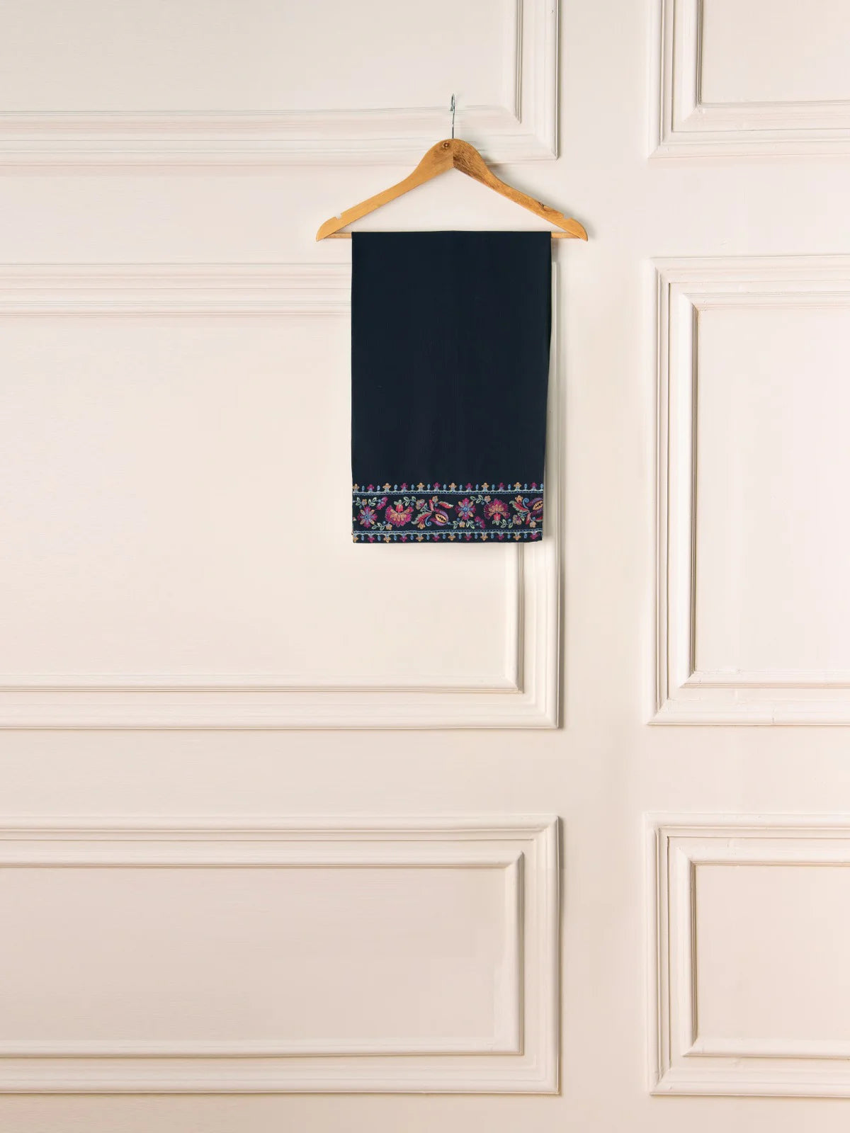 AGHANOOR 2 PIECE EMBROIDERED KHADDAR SHIRT & PANT