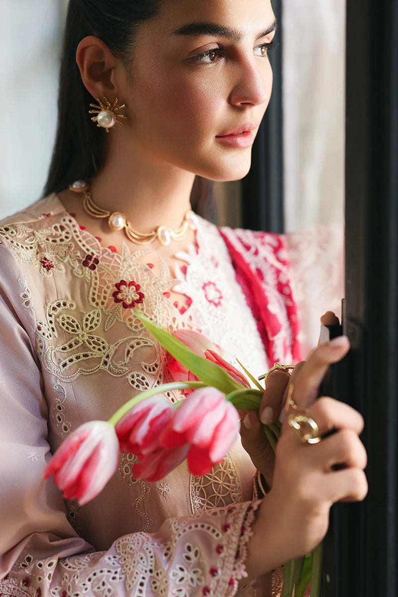 Qalamkar Casual Pret Embroidered Lawn 3 Piece Suit-Reyna
