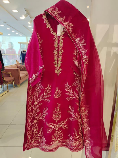 AGHANOOR 3 Piece - Pure Organza Embroidered Suit