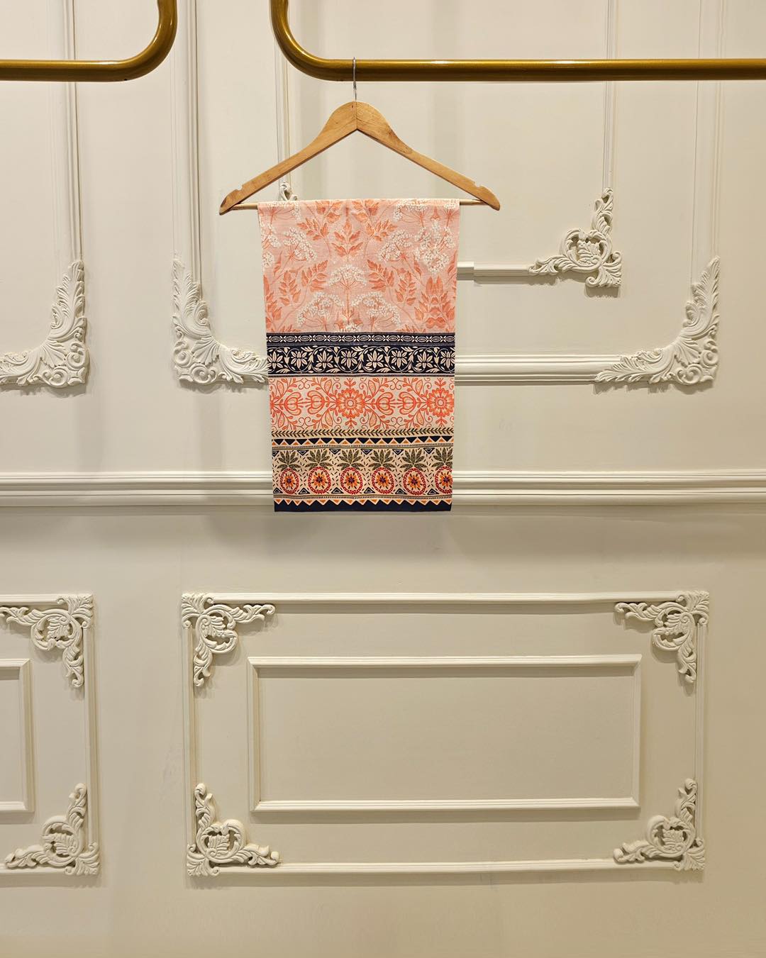 AGHANOOR SILK PRINTED SHIRT WITH PANT
