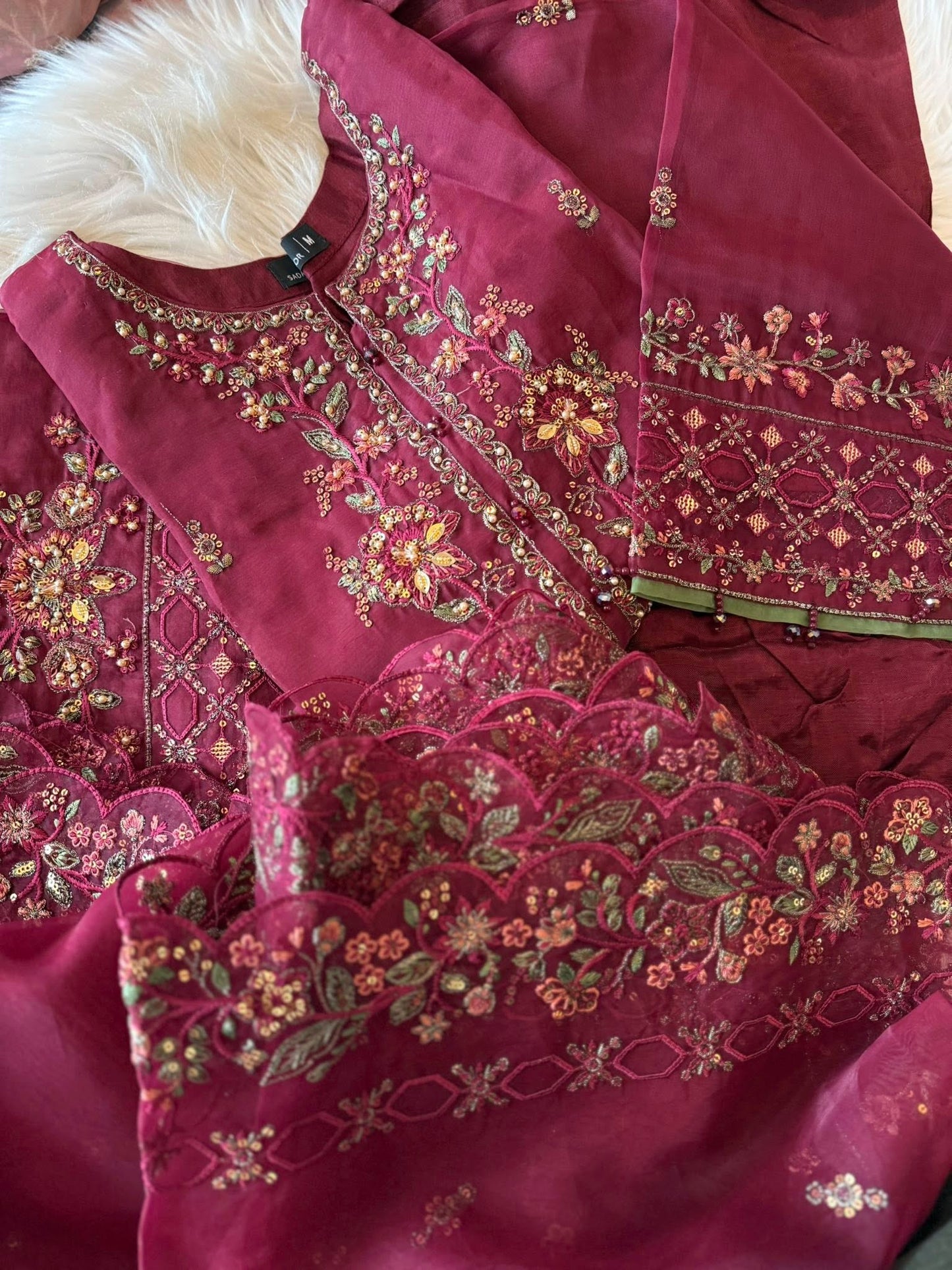 Sada-E-Noor  Festive Embroidered Organza 3 Piece