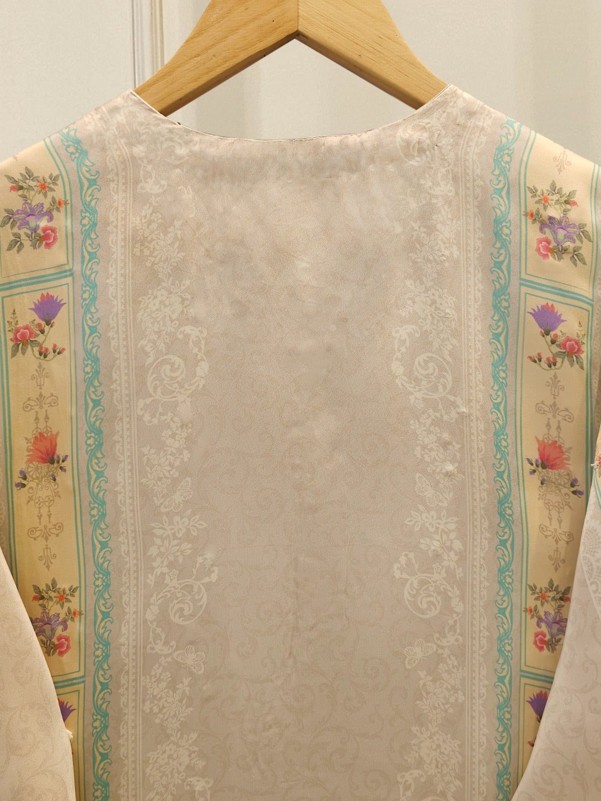 AGHANOOR PURE RAW SILK EMBROIDERED SUIT