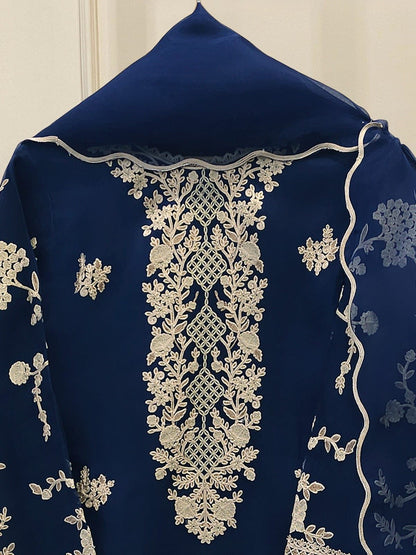 Aghanoor Embroidered Organza 3 Piece Suit-Blue