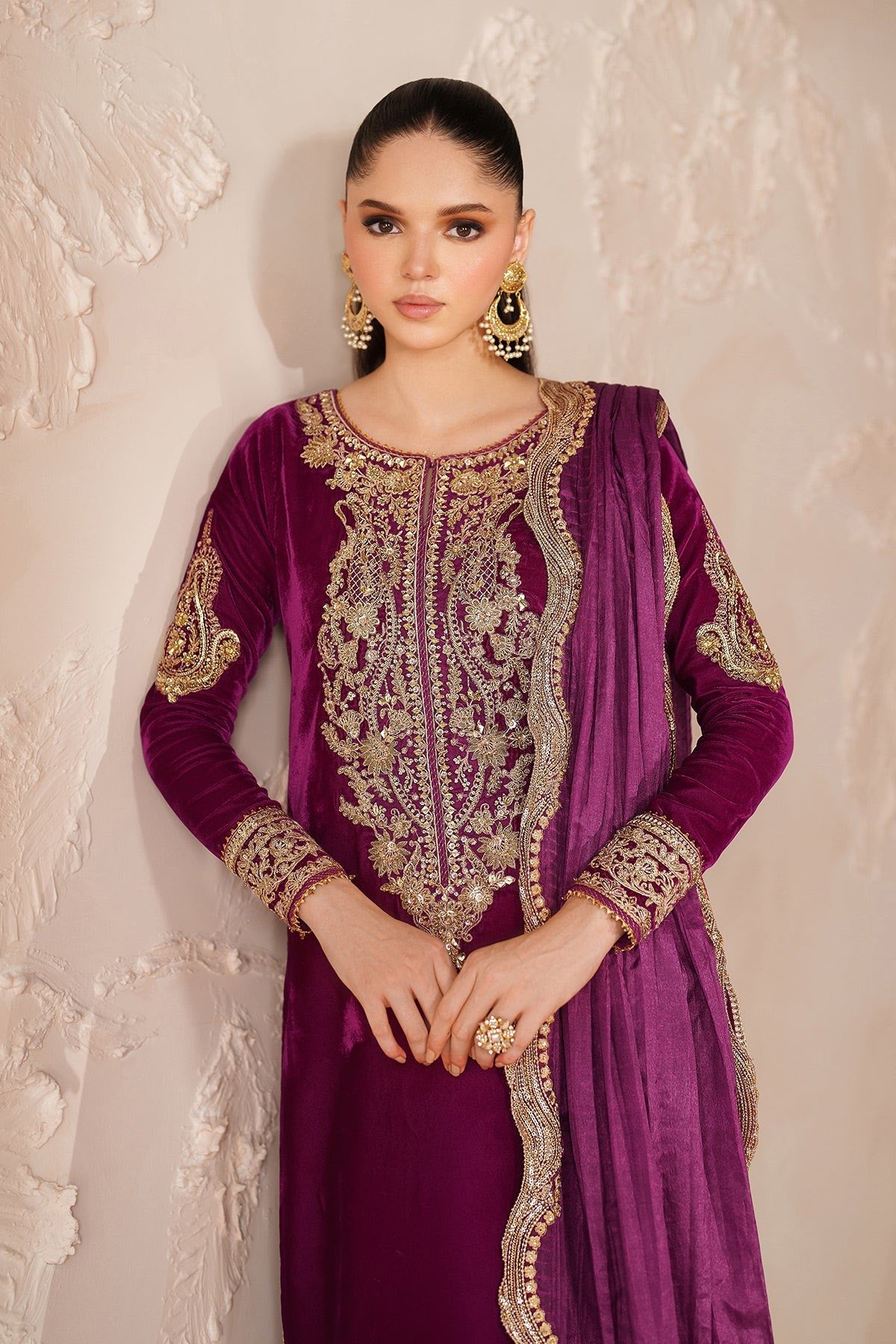 Baroque Embroidered Premium Velvet 3 Piece-PR-D1205