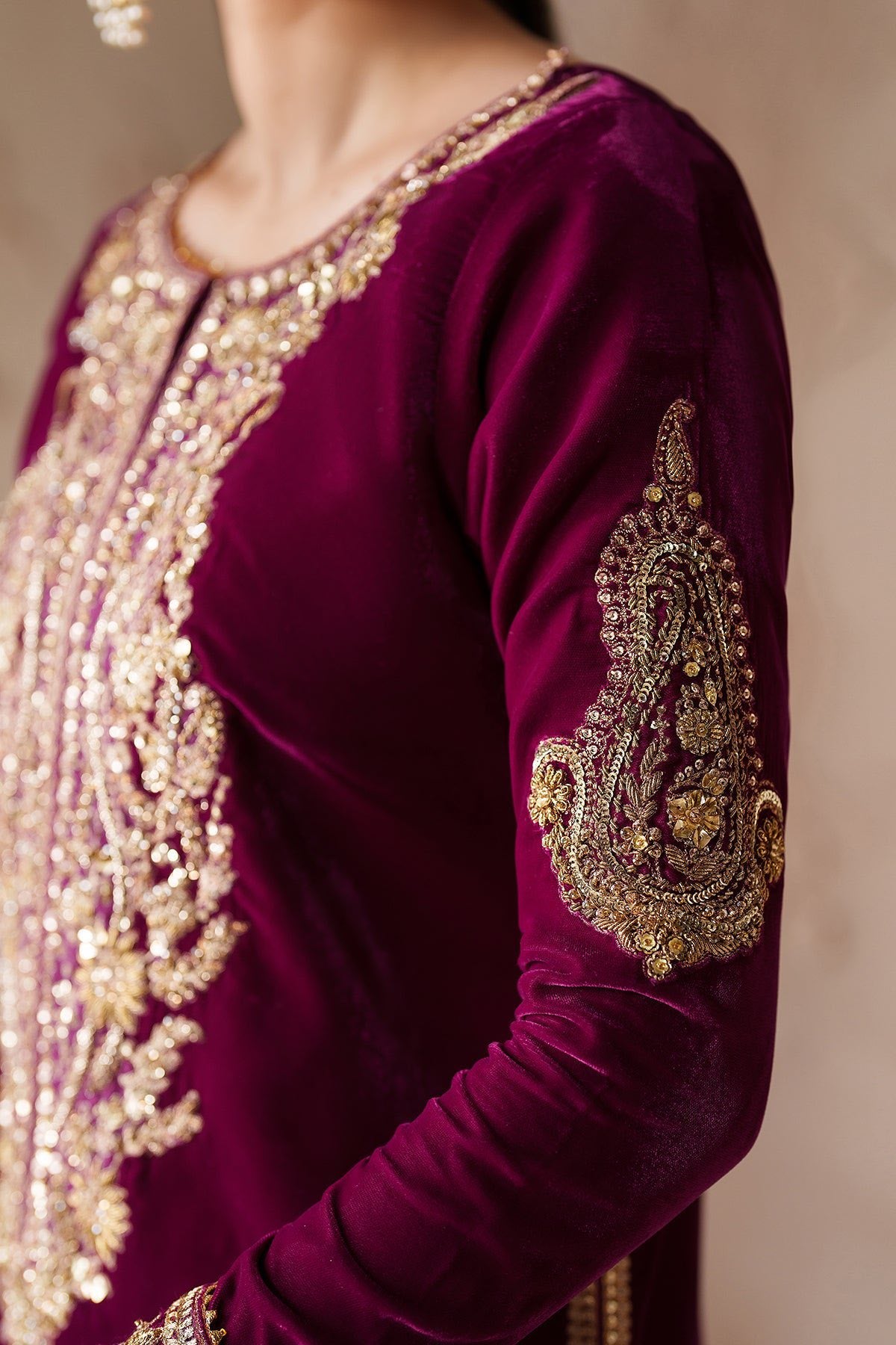 Baroque Embroidered Premium Velvet 3 Piece-PR-D1205