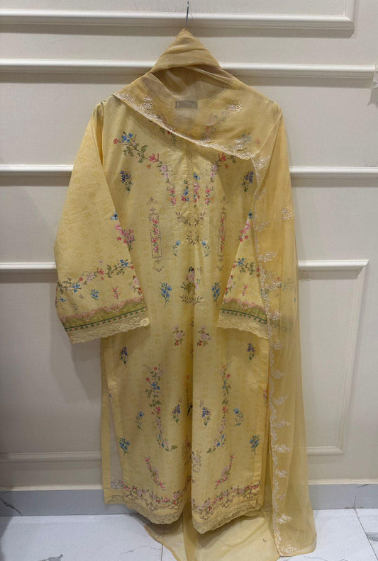 AGHANOOR PURE LAWN SHIRT WITH CHIFFON DUPATTA