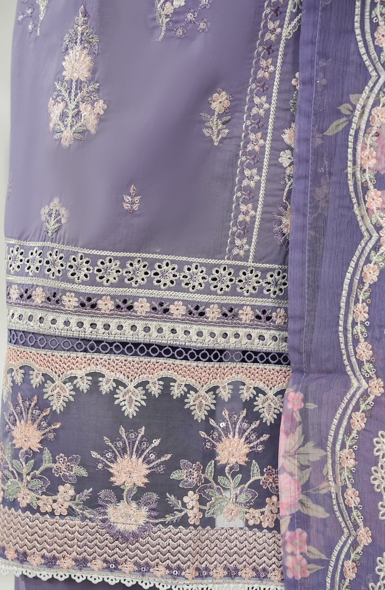 Amna Khadija Embroidered Lawn 3 Piece Suit- Lilac