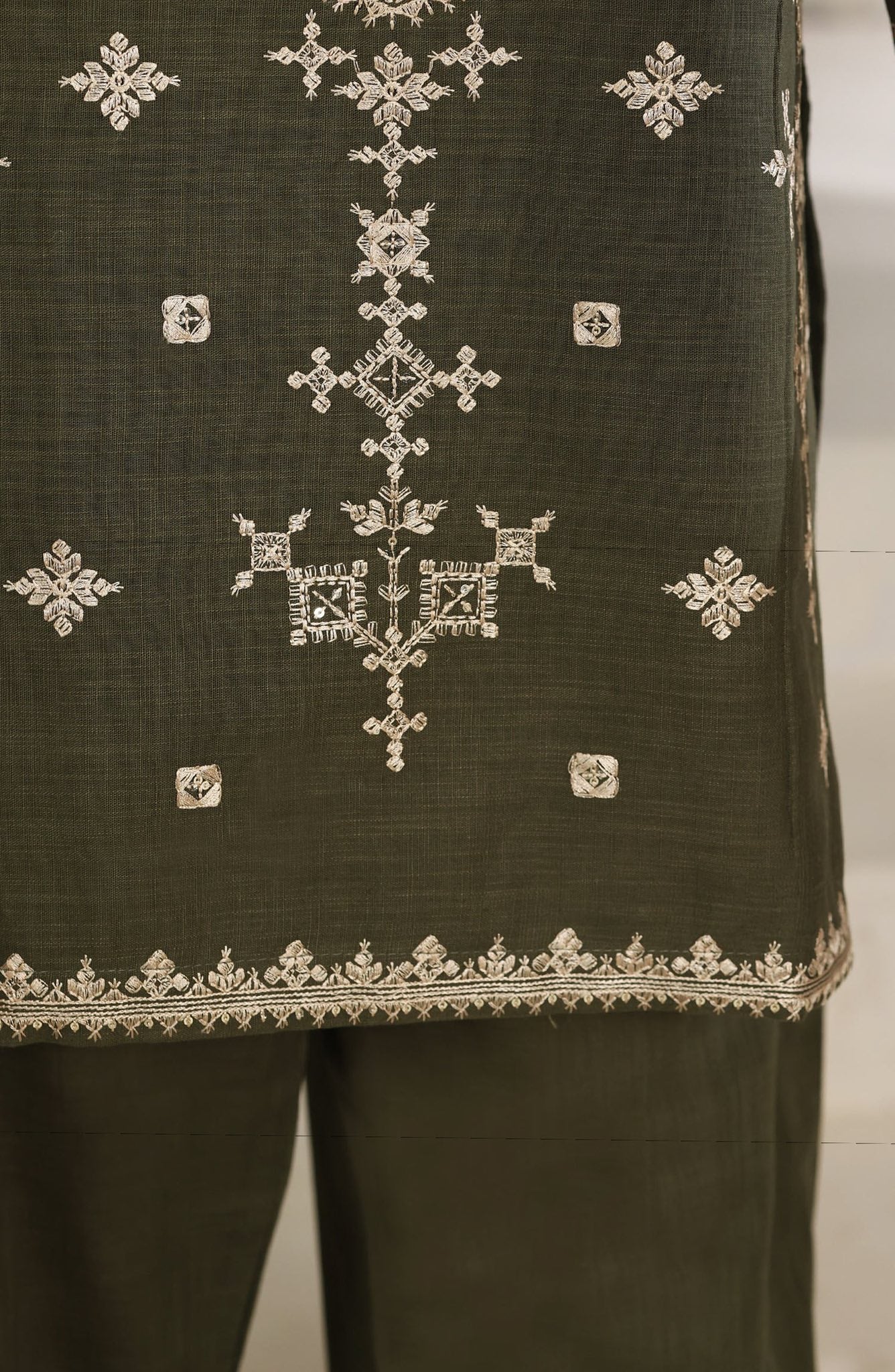 Sadabahar Embroidered Khaadi Cotton 3 Piece-Green