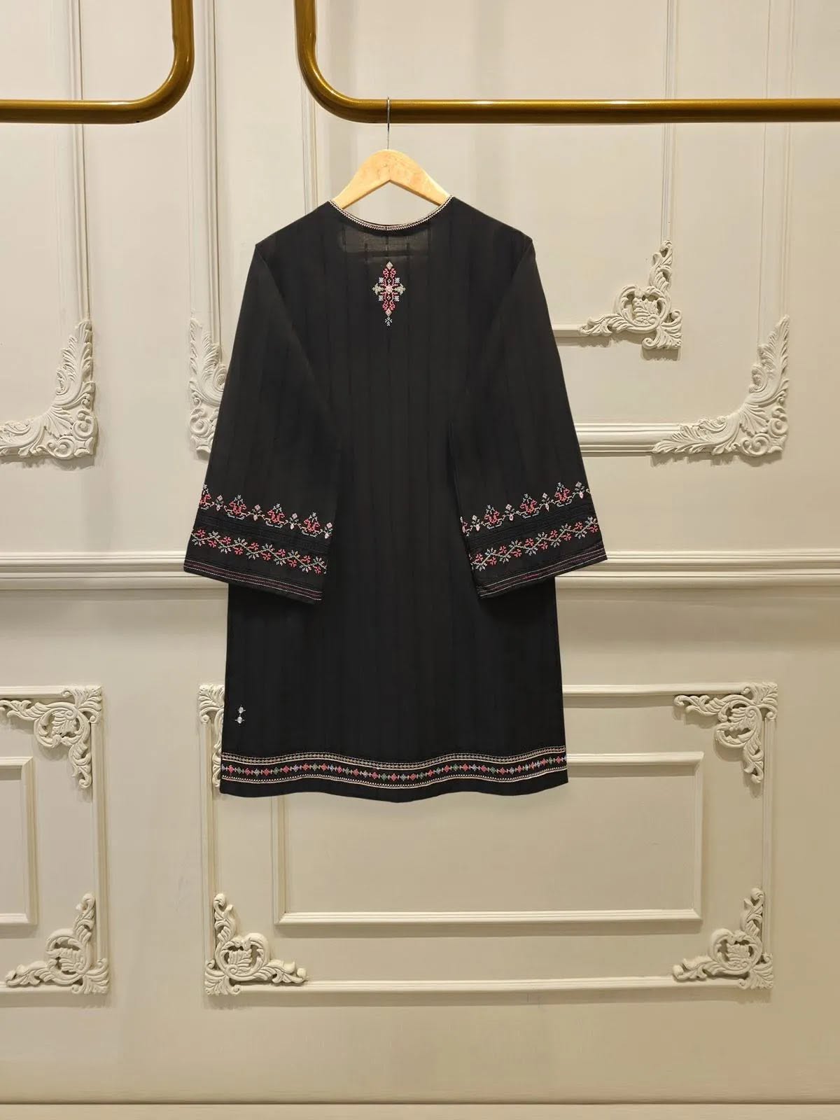 AGHANOOR JACQUARD LAWN EMBROIDERED SHIRT & PANTS
