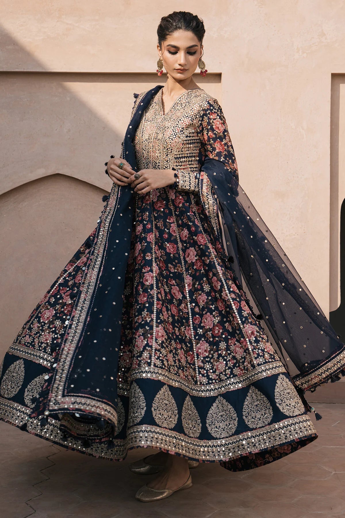 Jazmin Pret Embroidered Luxury Lawn 3 Piece Suit