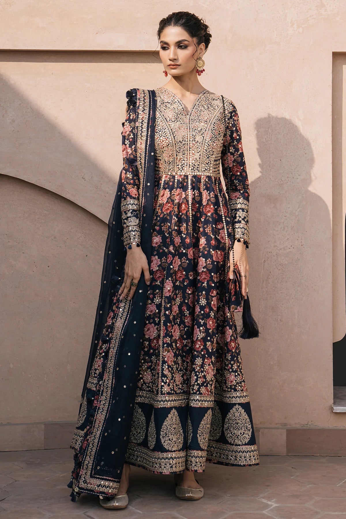 Jazmin Pret Embroidered Luxury Lawn 3 Piece Suit