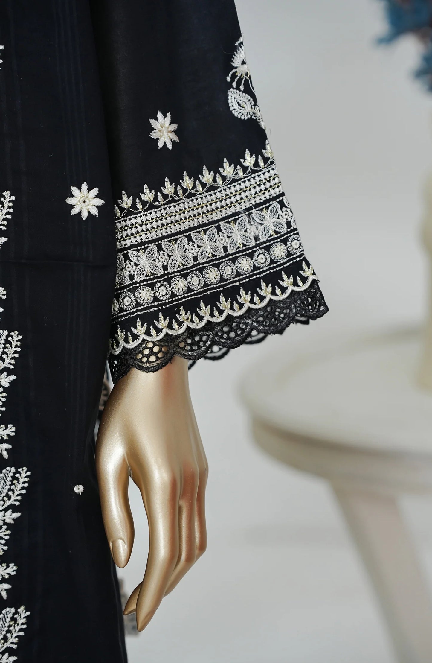 Lakhnawi Celebration by Amna Khadija-Black