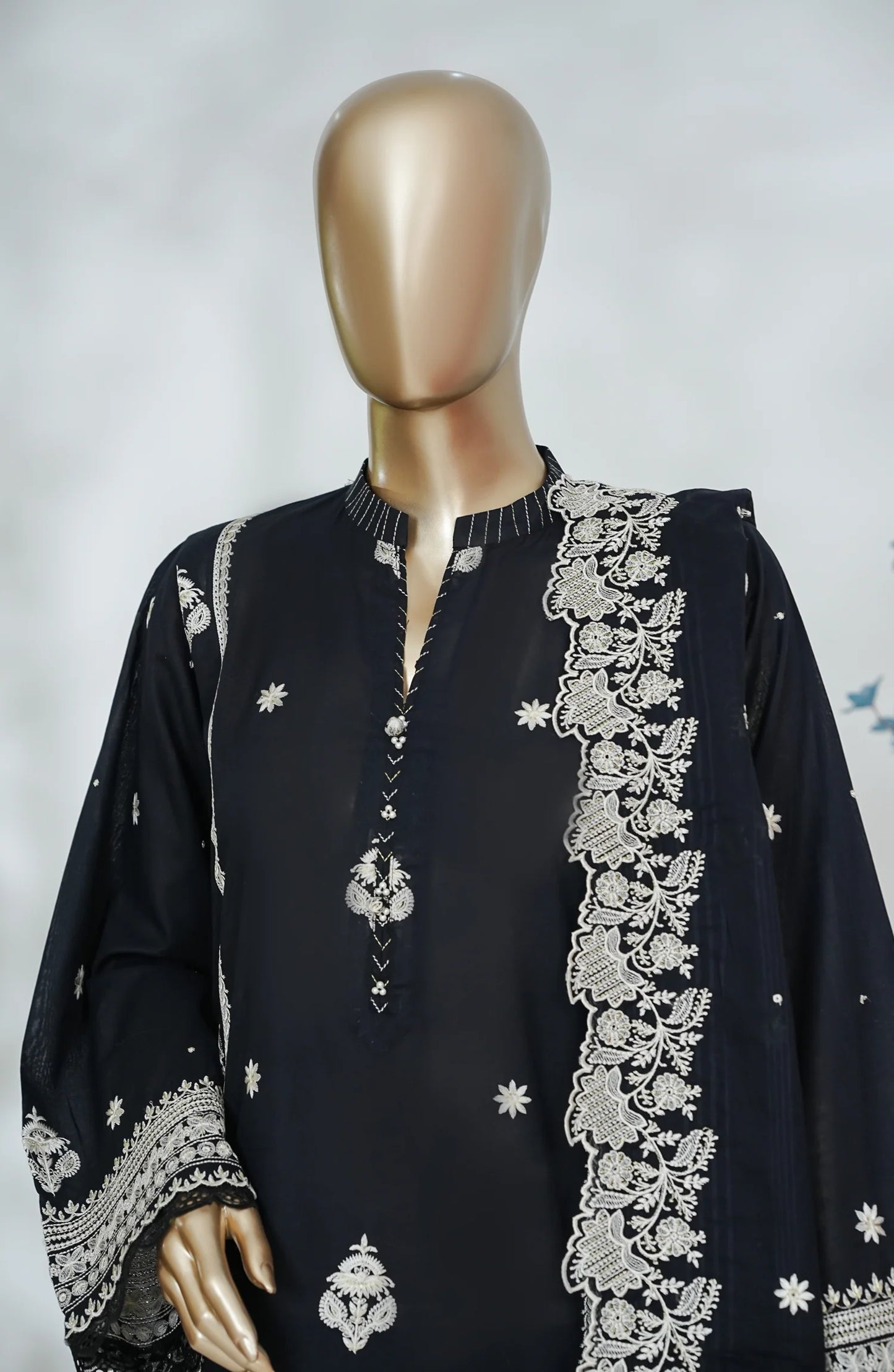 Lakhnawi Celebration by Amna Khadija-Black