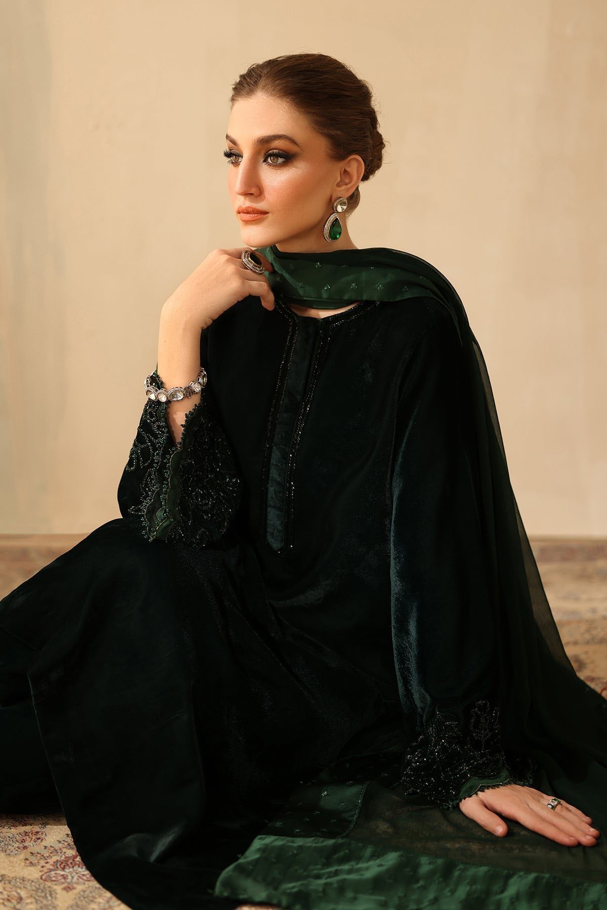 Baroque | EMBROIDERED VELVET PR-1223