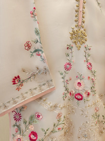 Aghanoor Embroidered Organza 3 Piece Suit