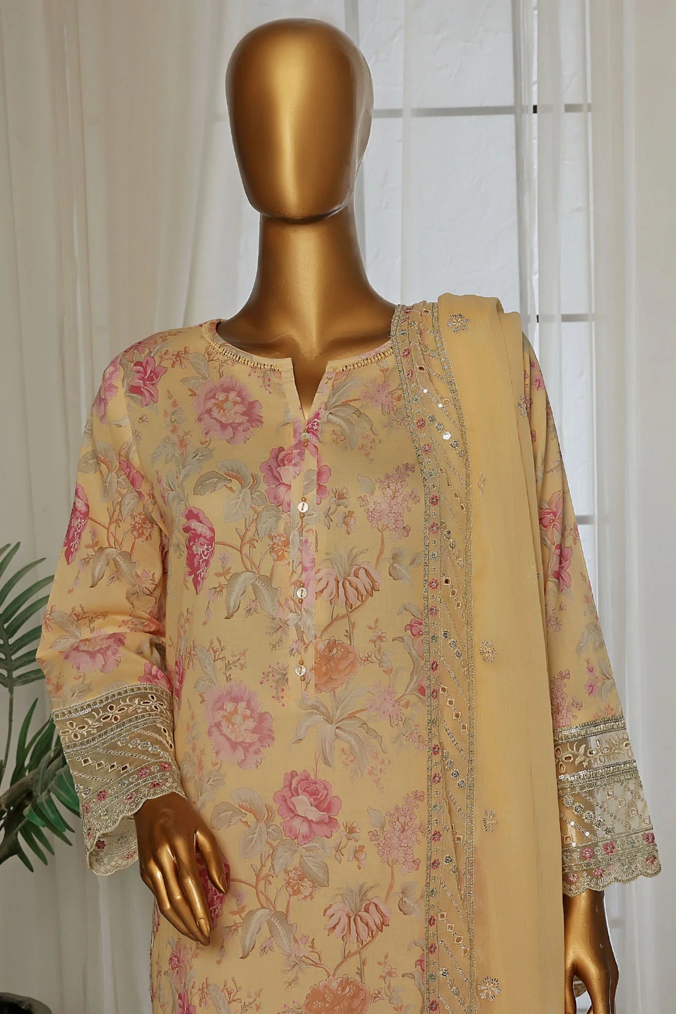 Malika by Sadabahar Festive Emb Lawn 3 Piece