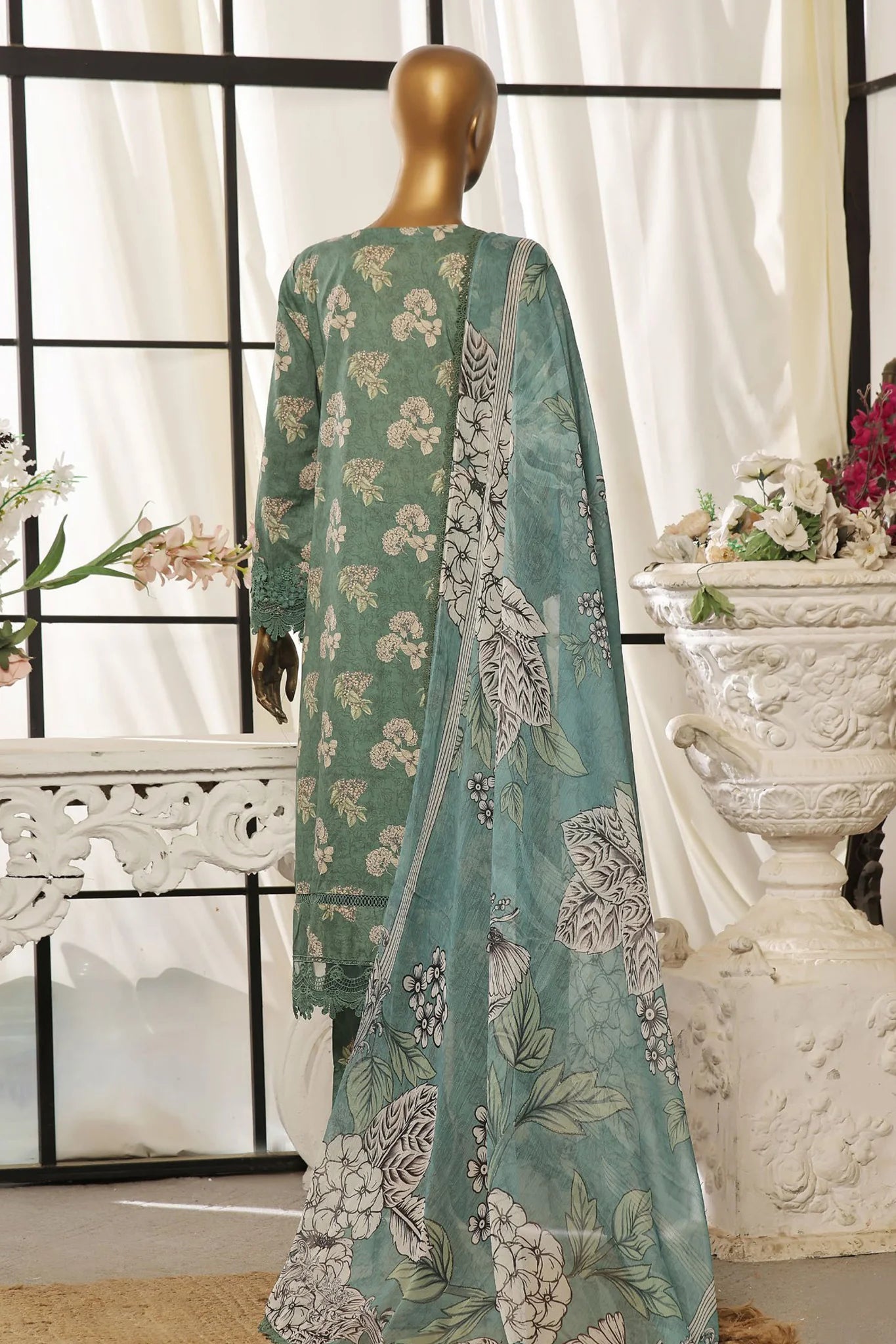 Sadabahar Rania Embroidered Luxury Lawn 3 Piece Suit