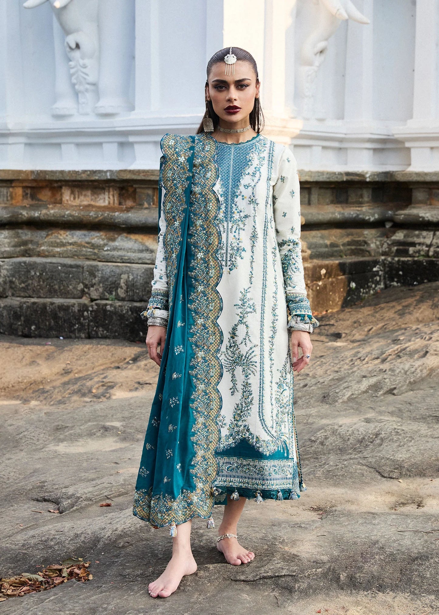 Hussain Rehar Embroidered Luxury Lawn 3 Piece-Veil
