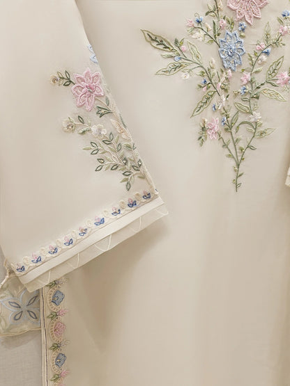 Aghanoor Embroidered Organza 3 Piece Suit