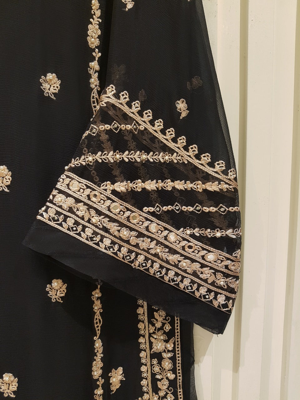 Aghanoor Embroidered Chiffon 2 Piece Suit