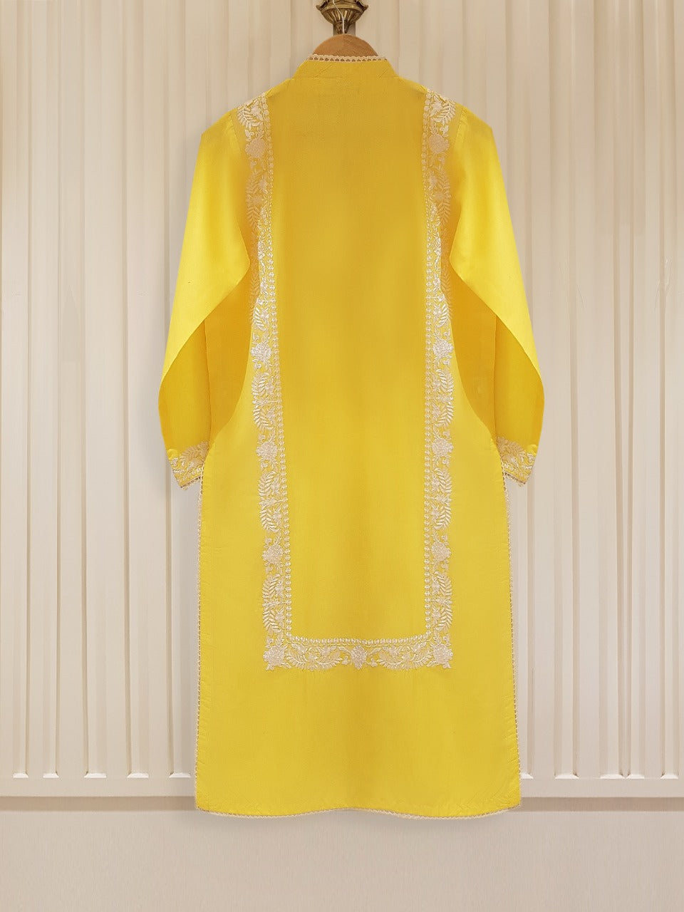 AGHANOOR 2 PIECE CAMBRIC LAWN EMB SHIRT AND DUPATTA