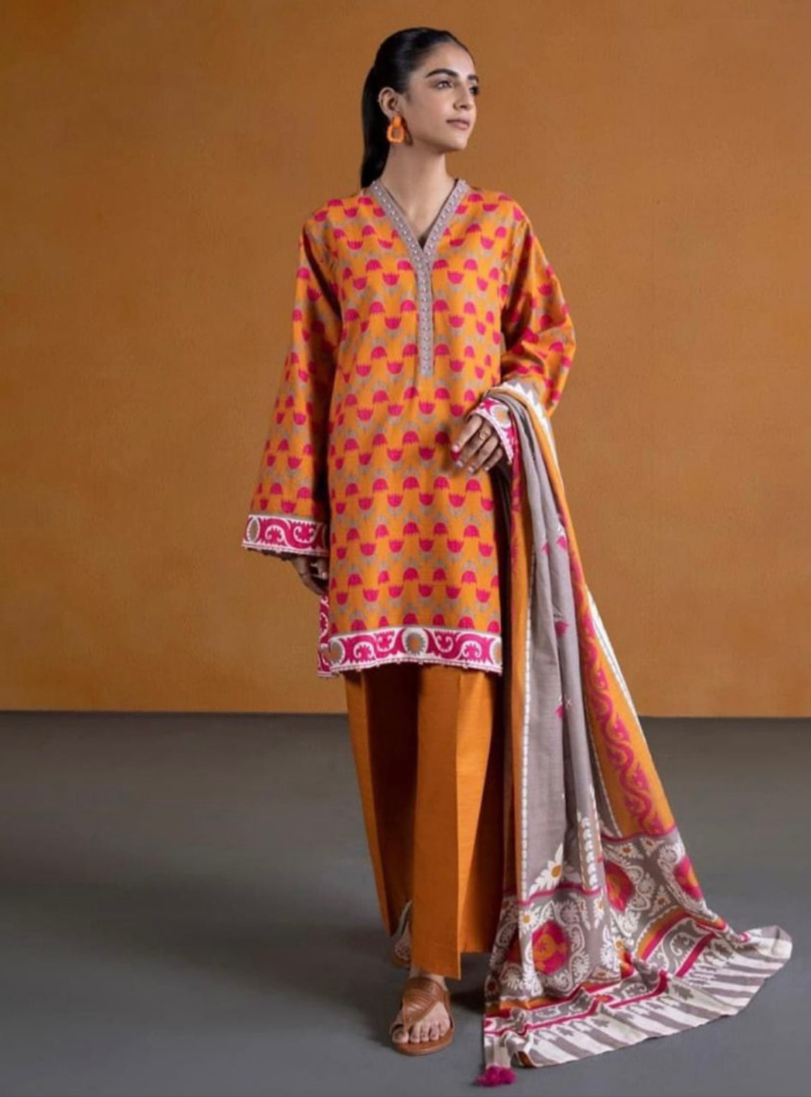 Amalia Printed Lawn 3 Piece Suit