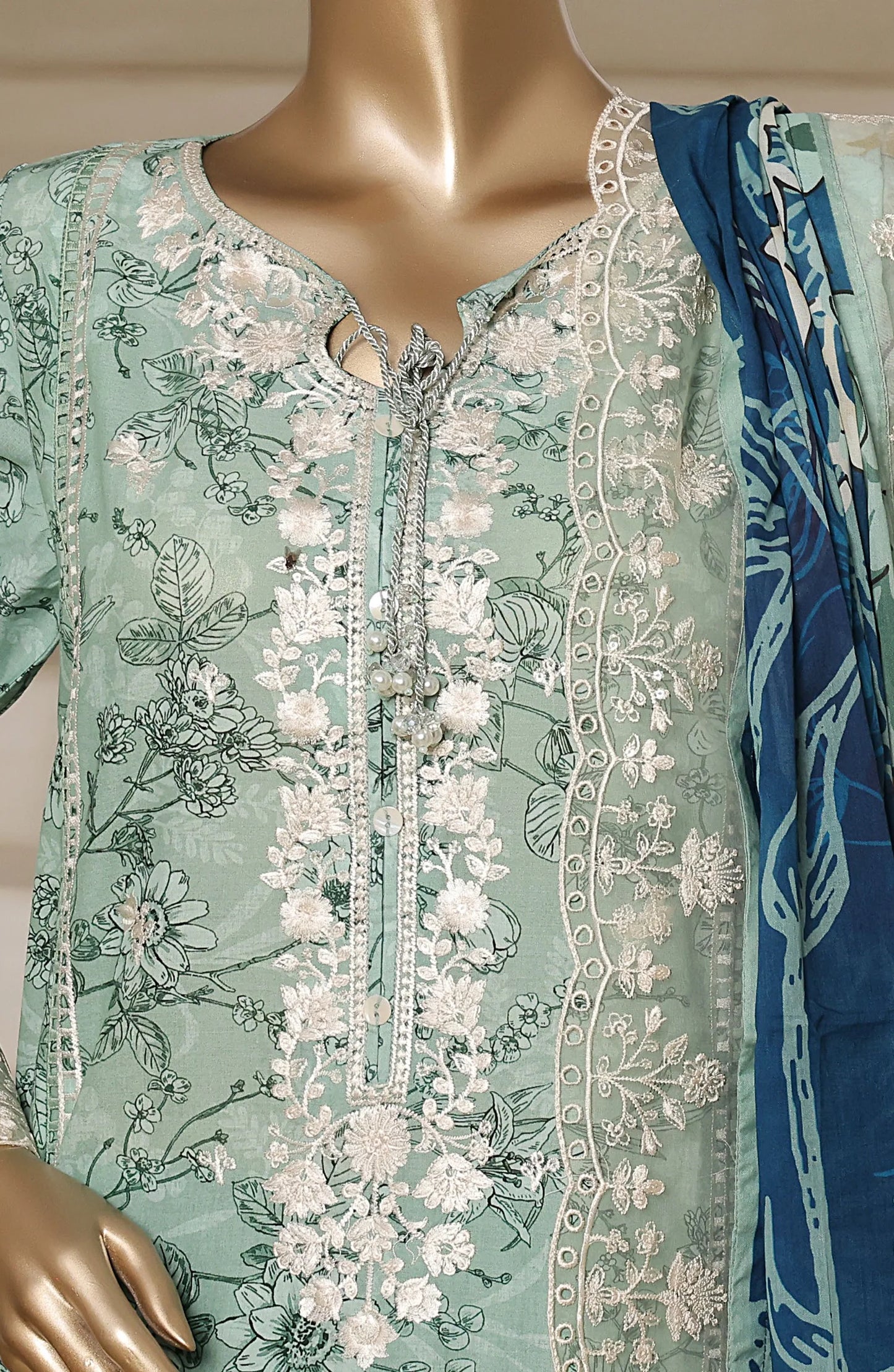 Signature by Sadabahar Festive Embroidered Lawn 3 Piece