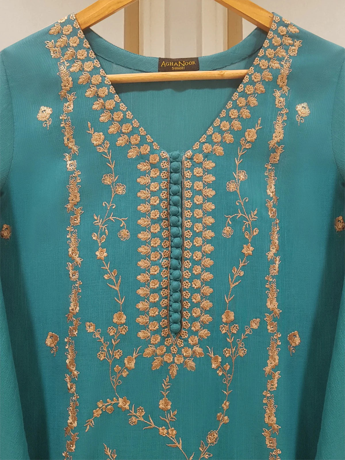 AGHANOOR 3 PIECE EMBROIDERED KHADDAR SUIT