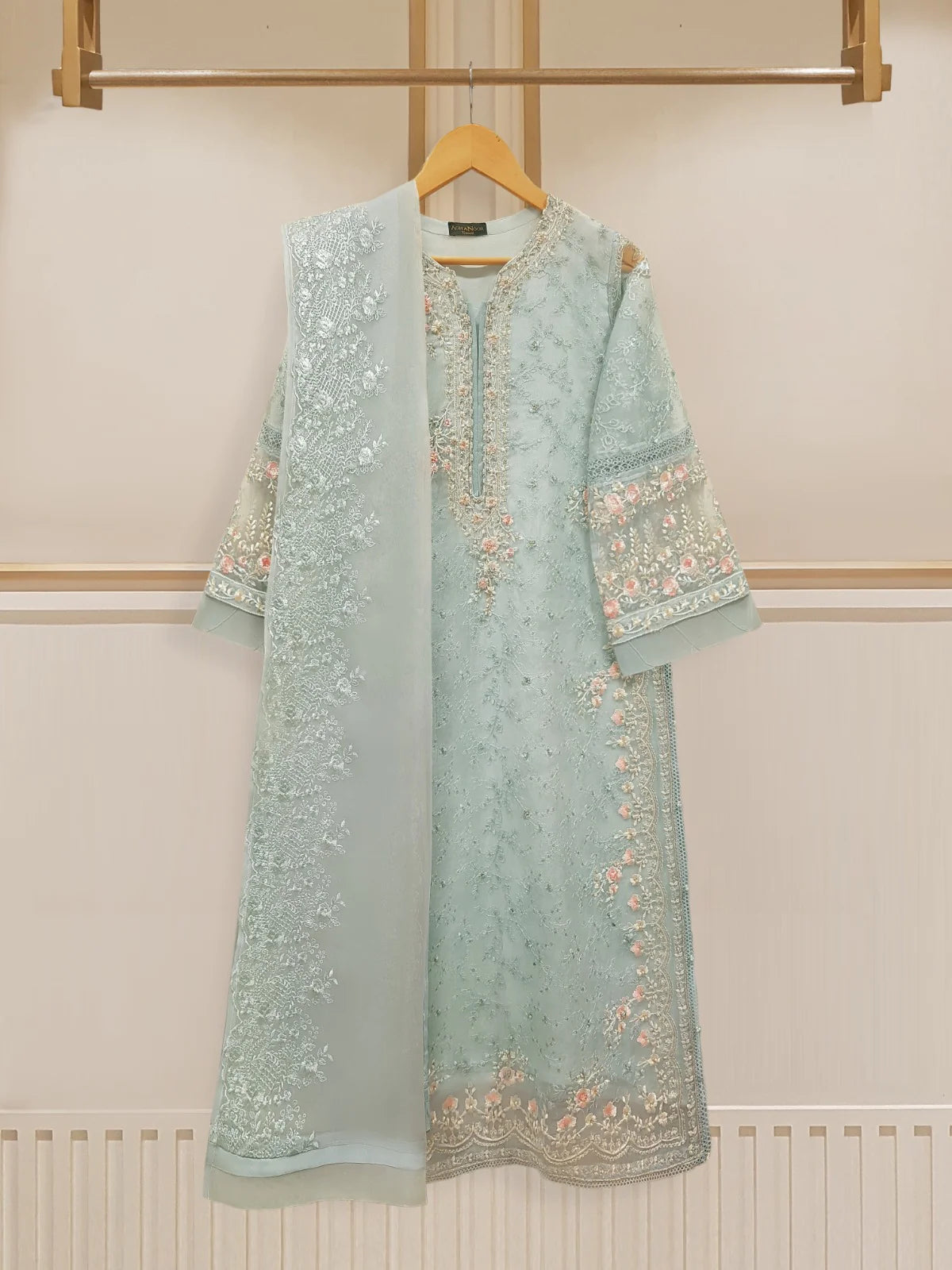 AGHANOOR 3 PIECE PURE ORGANZA EMBROIDERED SUIT