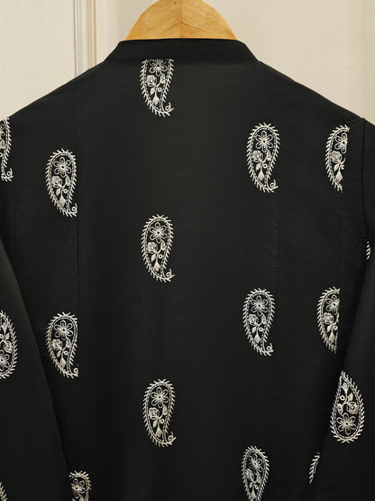 AGHANOOR EMBROIDERED LAWN SHIRT & PANTS