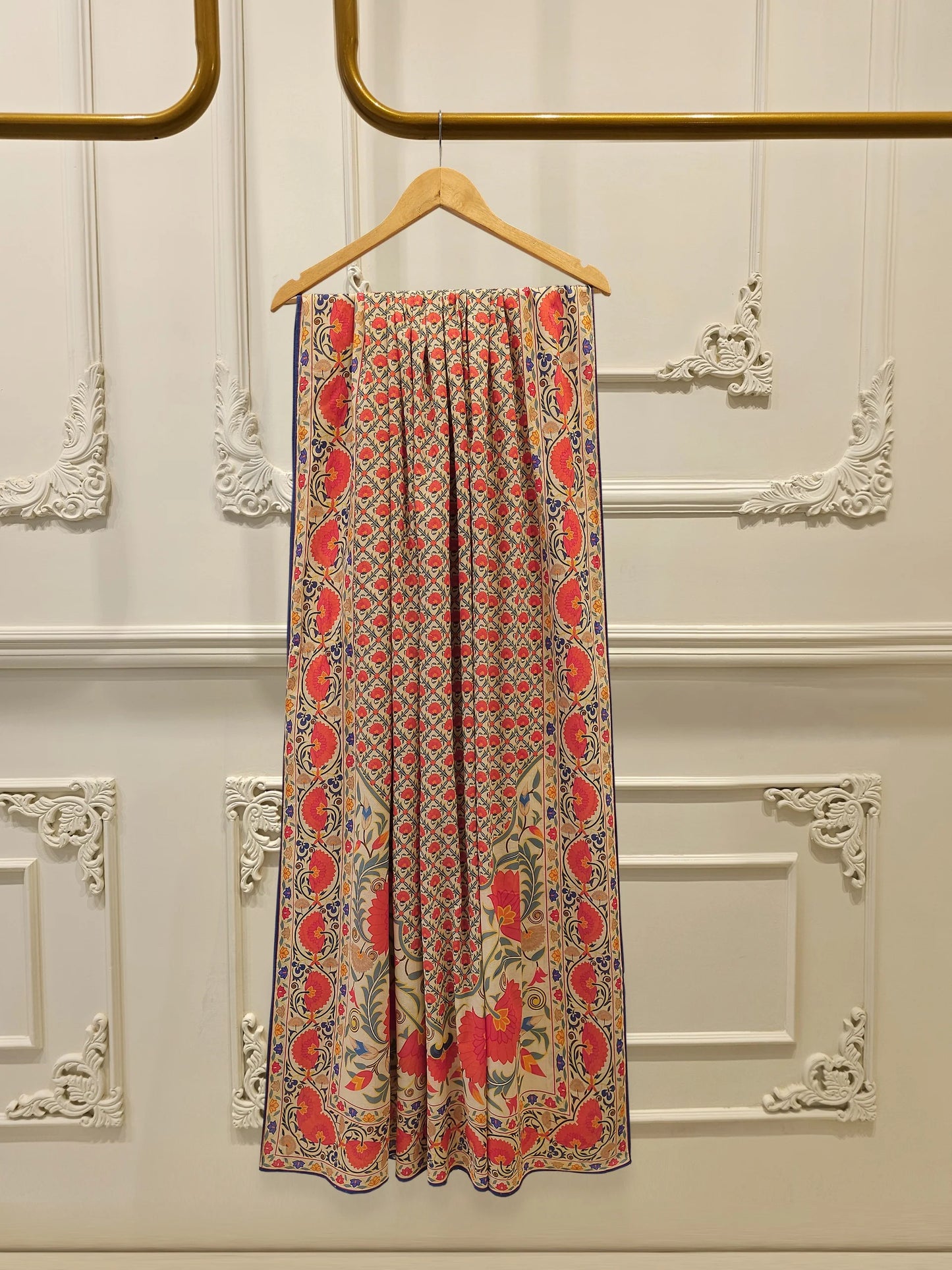 AGHANOOR PURE EMBROIDERED LAWN 3 PIECE SUIT
