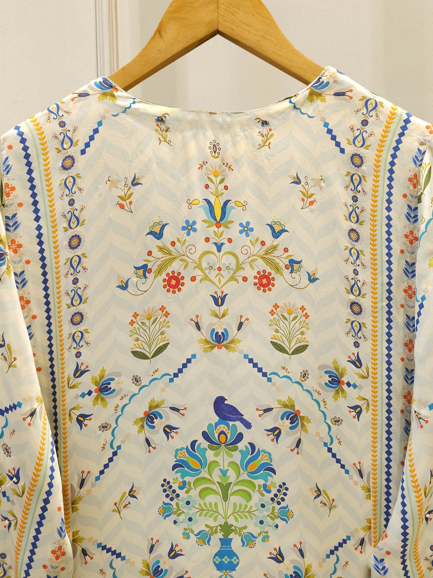 AGHANOOR 2 PIECE PURE RAW SILK EMBROIDERED SUIT