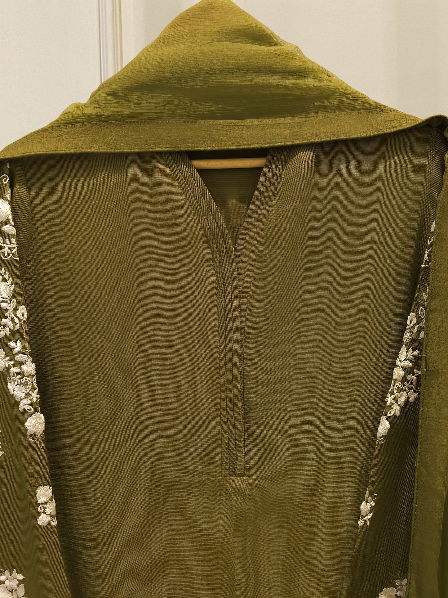 AGHANOOR  PURE COTTON NET SUIT WITH CHIFFON DUPATTA
