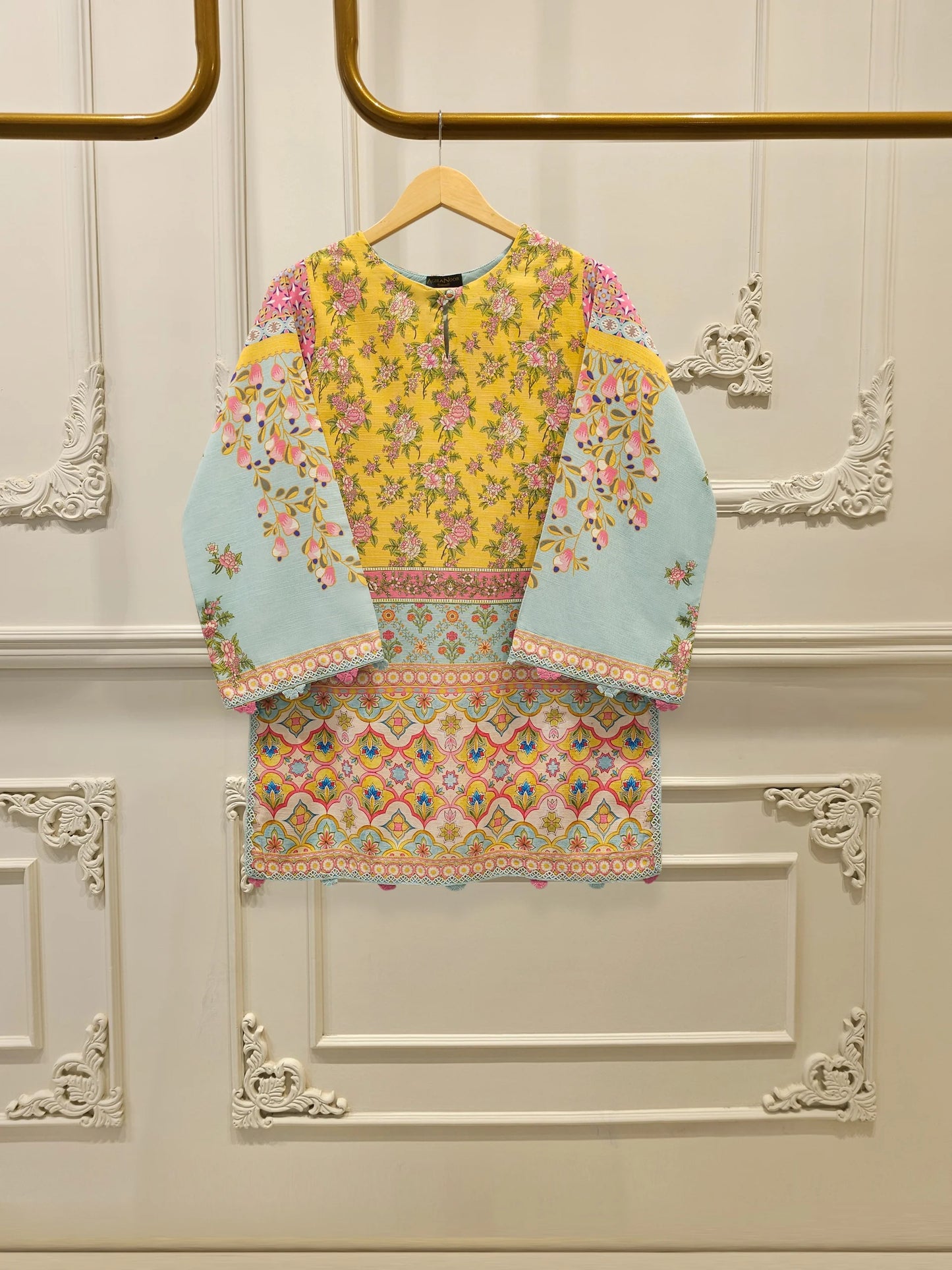 AGHANOOR DIGITAL PRINTED KHADDAR SHIRT & PANT