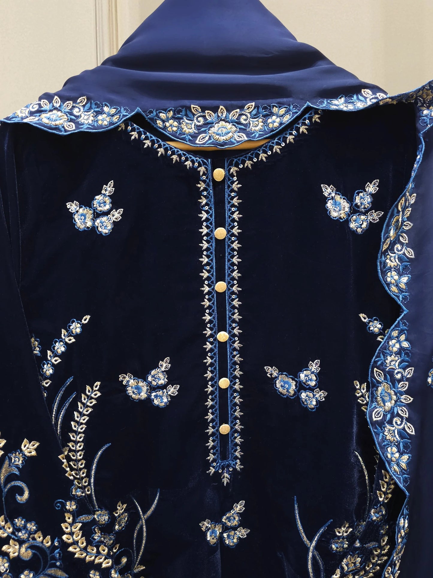 Aghanoor Velvet Embroidered 3 Piece Suit