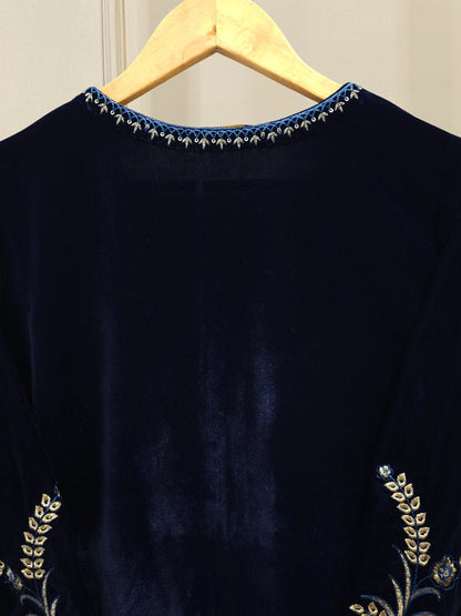 Aghanoor Velvet Embroidered 3 Piece Suit