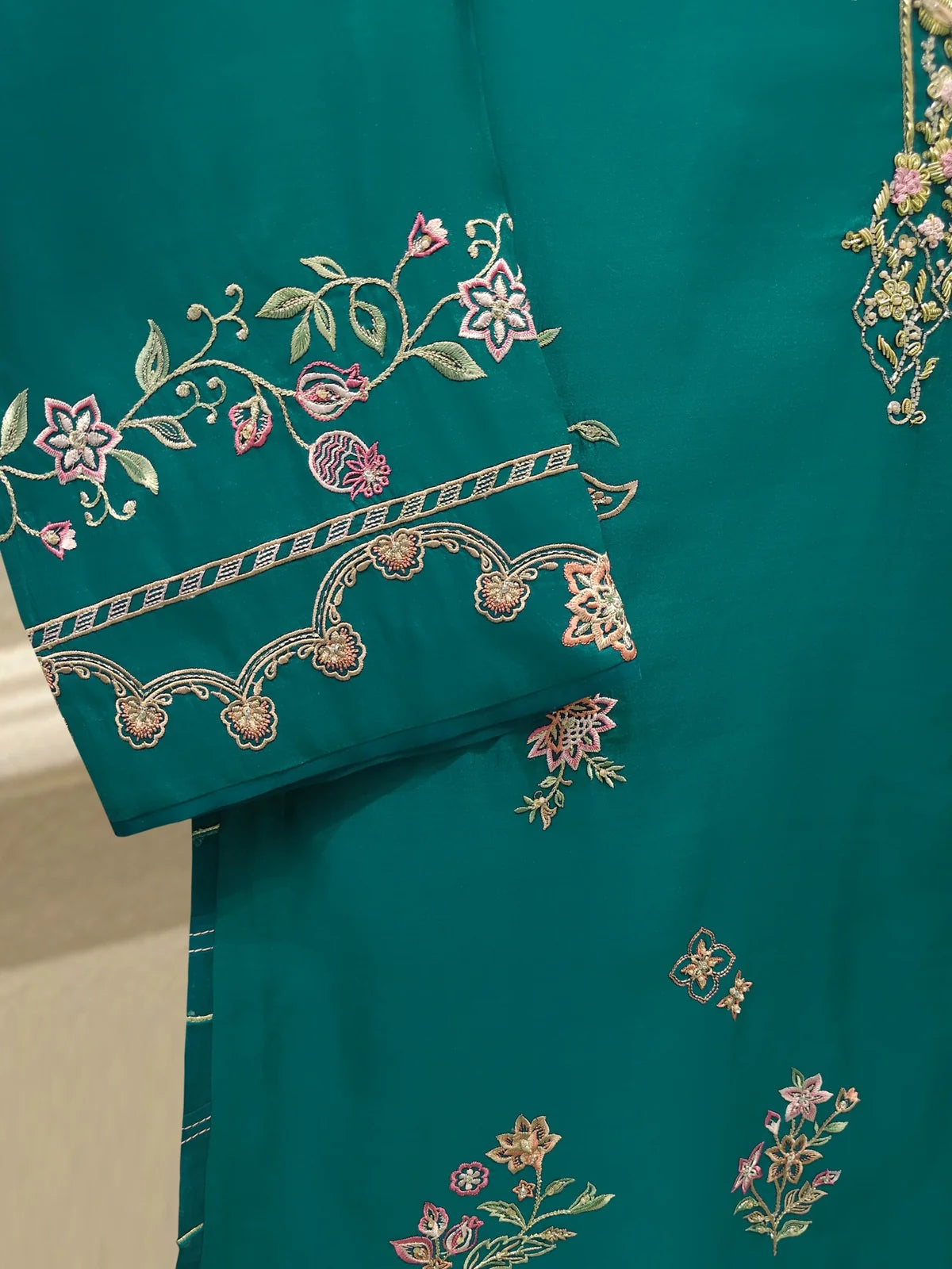 Aghanoor Heavily Embroidered Khaadi Silk 2 Piece-Emerald Green