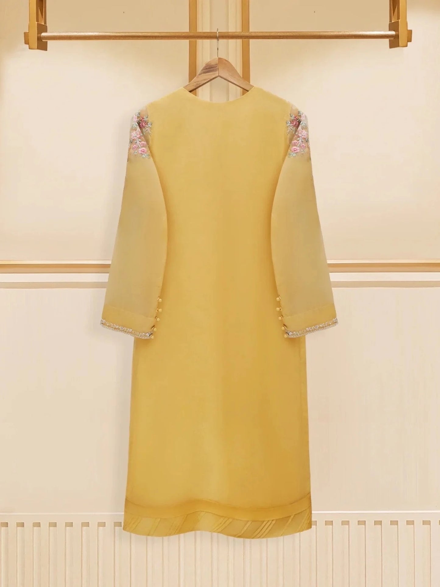 AGHANOOR 3 PIECE PURE ORGANZA EMBROIDERED SUIT